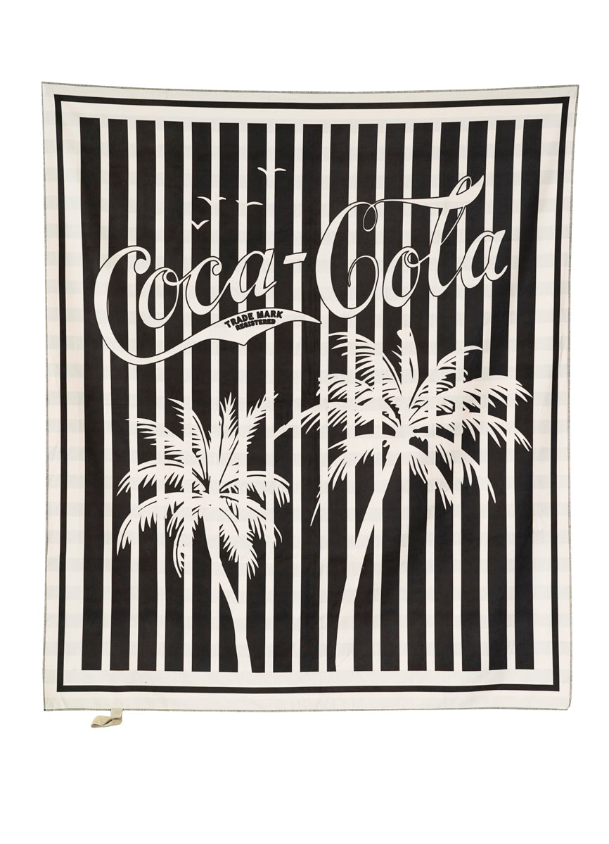 Retro Tide Florelia Beach Towel