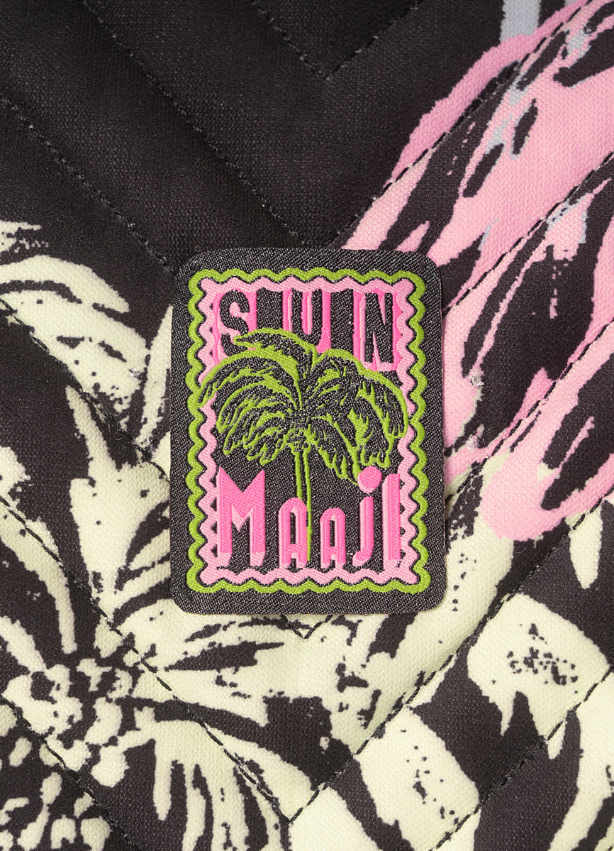 Neon Palmery Lucy Large Pocket Pockets